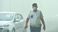 印度首都新德里遭遇严重空气污染